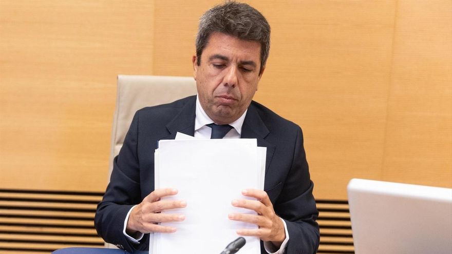 El presidente en funciones de la Generalitat valenciana, Carlos Mazón, comparece ante la comisión de la dana, en el Congreso de los Diputados