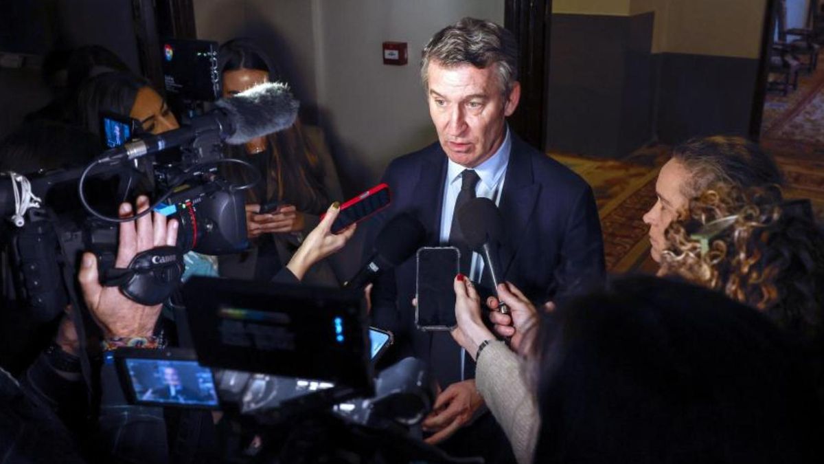 La jueza de la dana rechaza que se analice el contenido del móvil de Feijóo, como pedía una acusación