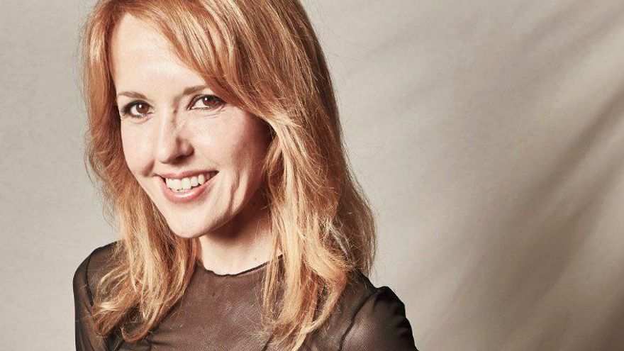 Vanessa Monfort, escritora: "No podemos pedir a nuestras madres que nos sigan criando de adultas"