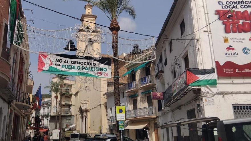 Una iniciativa aprovechará la repercusión mediática de la Tomatina de Buñol para denunciar el genocidio en Palestina