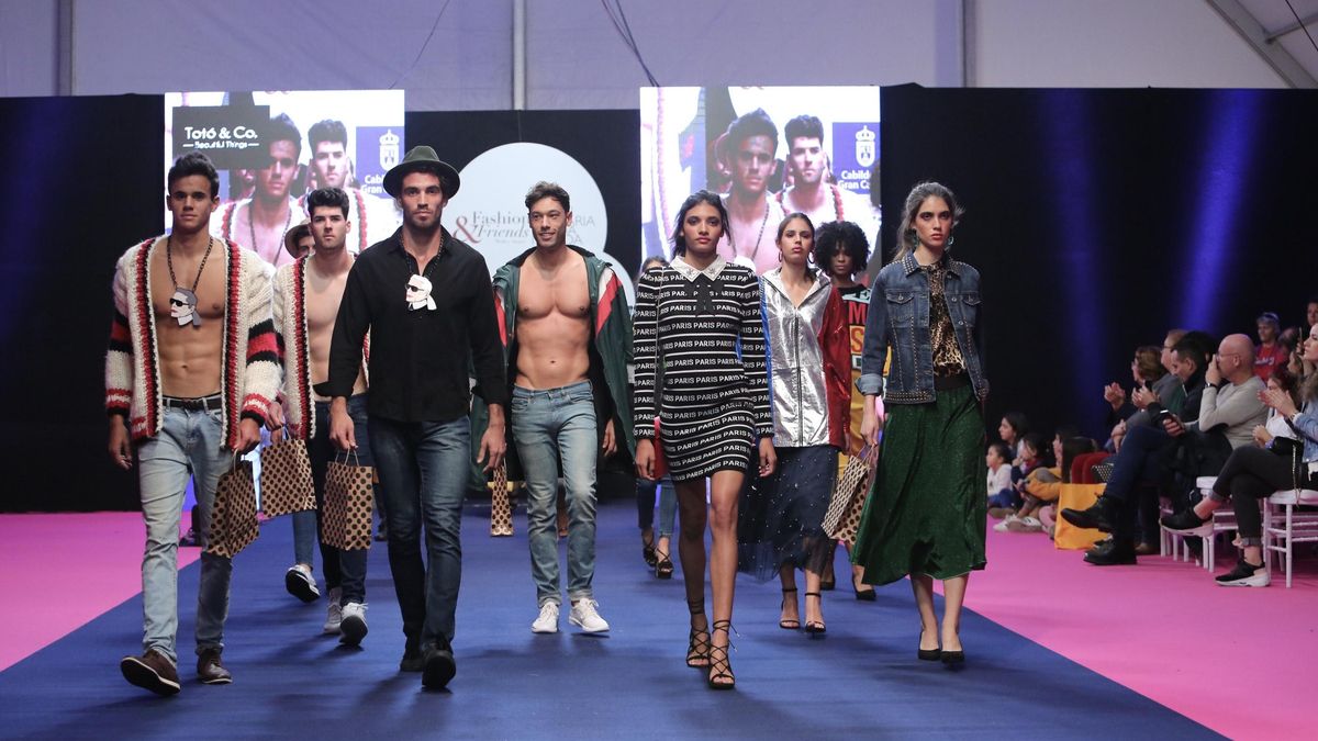 FOTOGALERÍA | Desfiles en la segunda jornada de Moda & Amigos