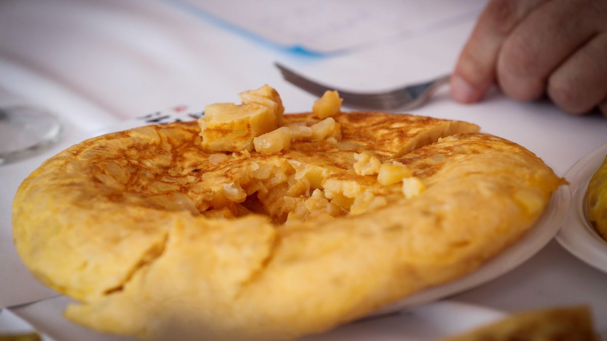 Vigo preparará la tortilla de patatas "más grande de su historia" con 1.700 huevos y 150 kilos de patatas por una buena causa