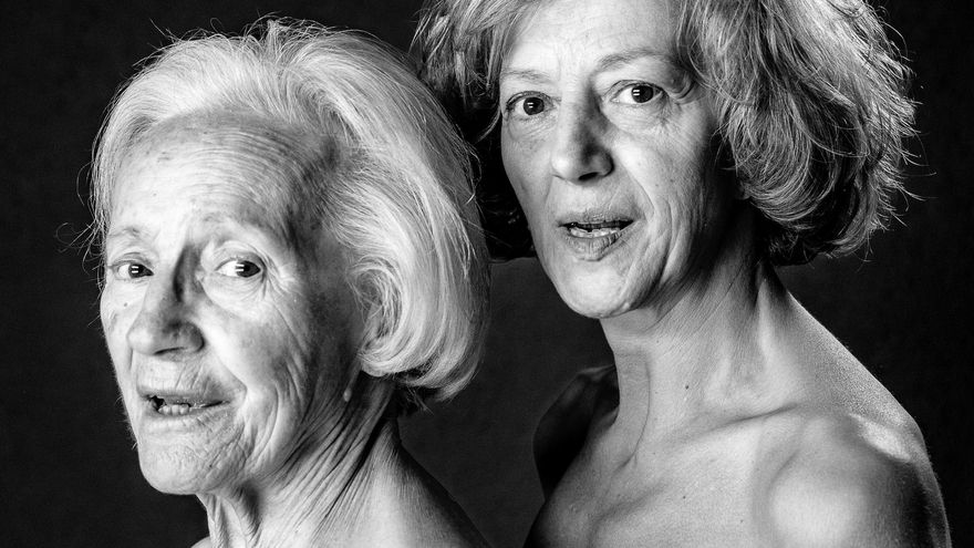 Mujeres mayores exigen visibilidad y reconocimiento en el 8M: "Las viejas sostenemos el mundo"