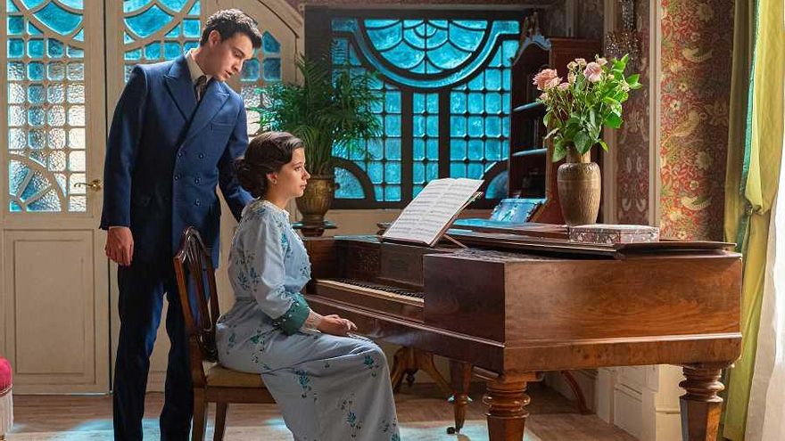 Curro y Martina en 'La Promesa'