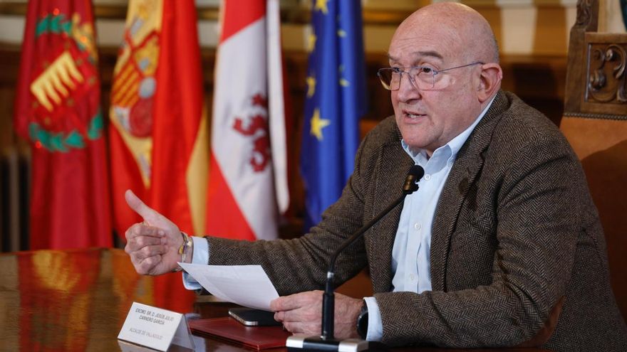 El PSOE de Valladolid acusa a PP y Vox de negar información sobre el uso del coche oficial del alcalde