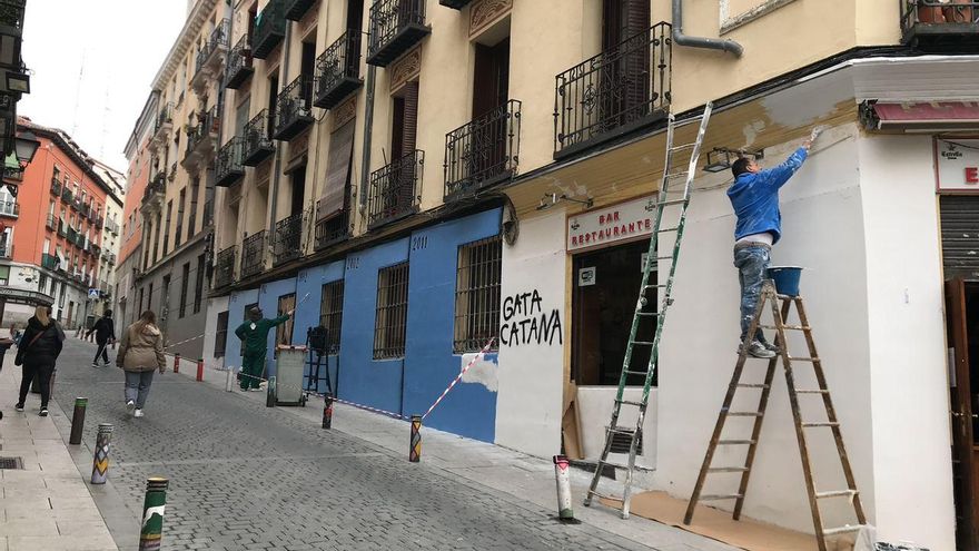 El local donde se ha borrado el mural de Mauro Entrialgo.
