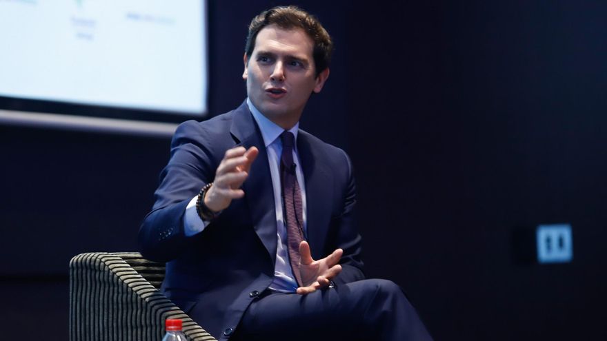 El presidente ejecutivo de Martínez-Echevarría & Rivera Abogados y exlíder de Cs, Albert Rivera, interviene en los desayunos informativos de Europa Press Andalucía con el patrocinio de Fundación Unicaja, Atlantic Copper y Laboratorios Vir.