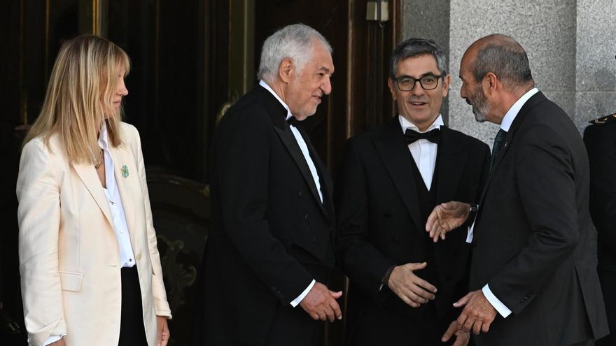 El PP culmina un año de bloqueo a la renovación del Constitucional