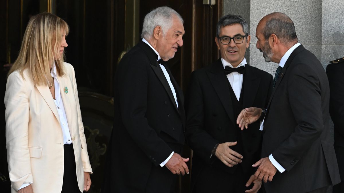 El PP culmina un año de bloqueo a la renovación del Constitucional
