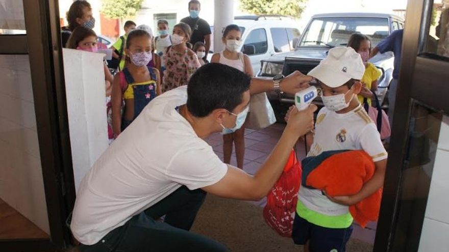 Se trata de un programa alternativo a la tradicional Campaña de Verano del Instituto de la Juventud, con el que la Consejería de Igualdad y Portavocía quiere aportar alternativas de ocio a la población infantil en los meses de julio y agosto