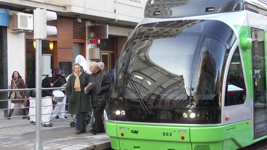 Archivo - Tranvia Vitoria.