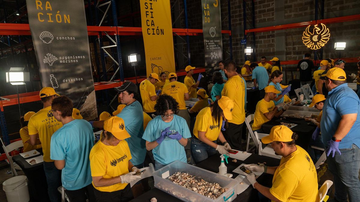 Las jornadas de voluntariado se realizaron en los almacenes de los aeropuertos Juan Santamaría y Daniel Oduber. Foto: cortesía FIFCO / Heineken.