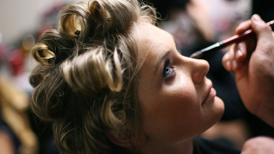 Los rulos de la abuela, el nuevo exponente del glamur que vela por la salud del cabello