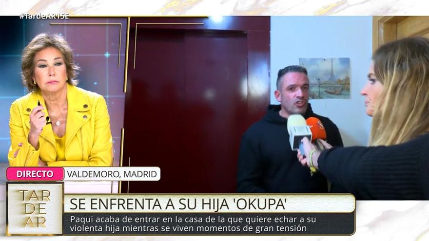 'Guerra' en directo entre 'TardeAR' y 'Y ahora Sonsoles' por una caótica entrevista a dos bandas