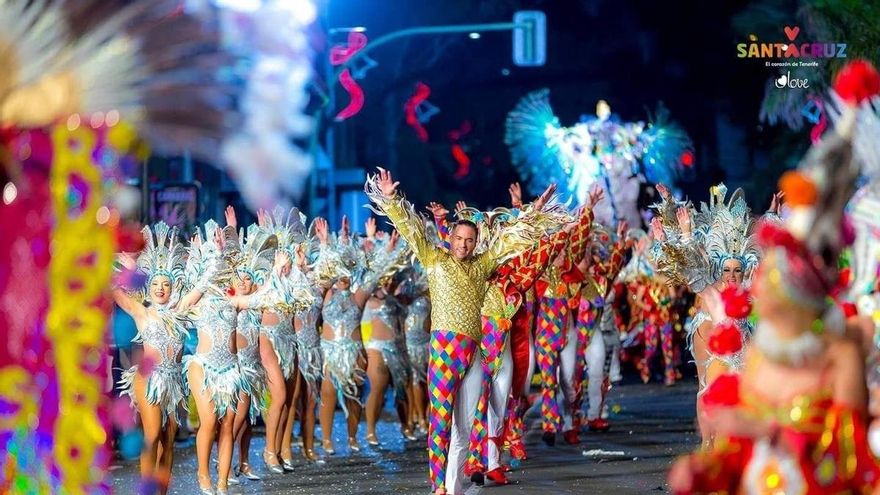 Cabalgata anunciadora del Carnaval de la capital tinerfeña