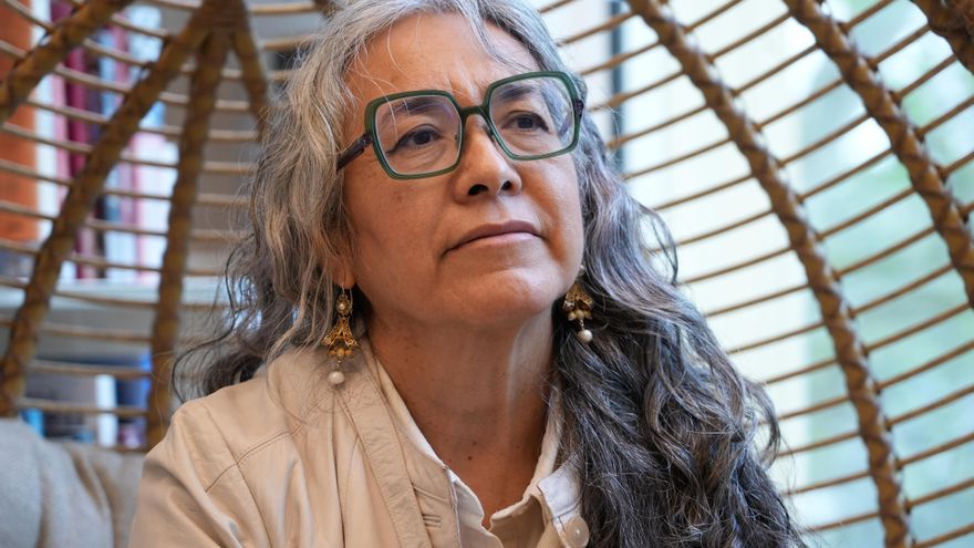 La premio Pulitzer Cristina Rivera Garza da el pistoletazo de salida a Sant Jordi en Barcelona: "La imaginación es adictiva"