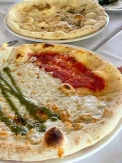 Focaccia tricolor y blanca