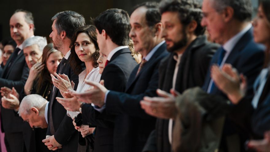 La presidenta de la Comunidad de Madrid, Isabel Díaz Ayuso, durante la presentación del cortometraje documental Recuerdo de un hombre libre, en la Real Casa de Correos.