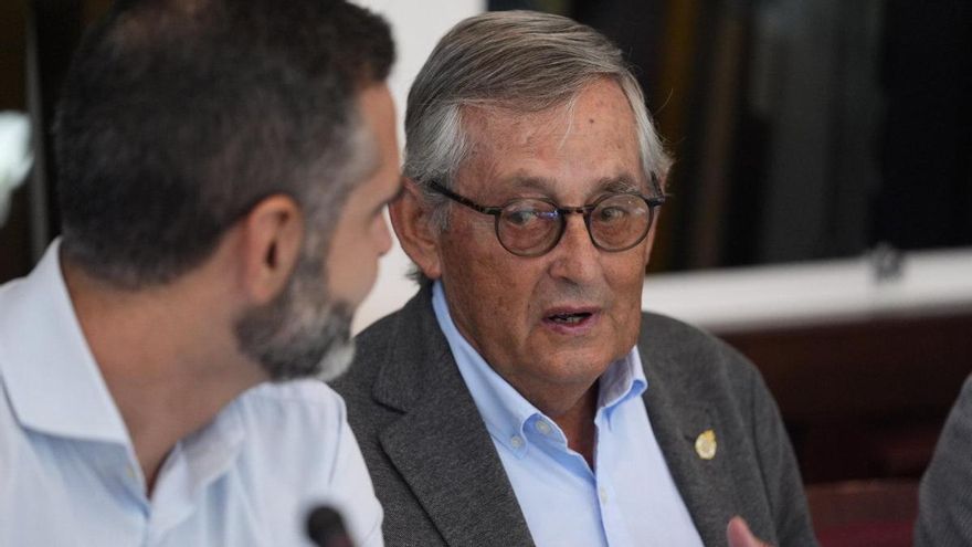 Delibes pacta con la Junta su dimisión como presidente del Consejo de Doñana tras encarrilar la paz política en el parque