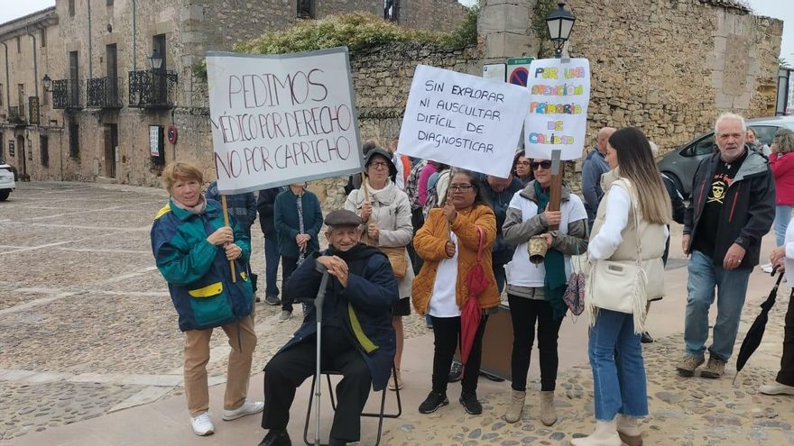Protesta por la falta de médicos en la Zona Básica de Salud de Sigüenza
