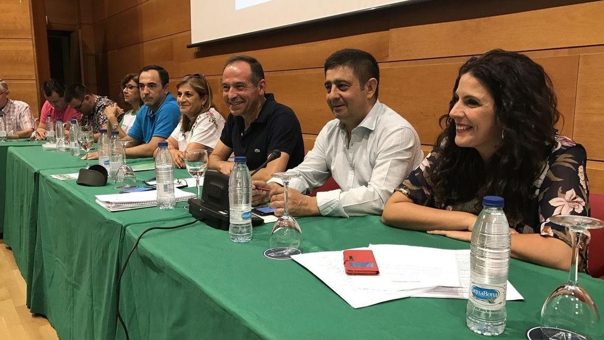 PSOE aprueba la lista de 61 delegados al Congreso Regional sin que la alternativa 'sanchista' logre representación
