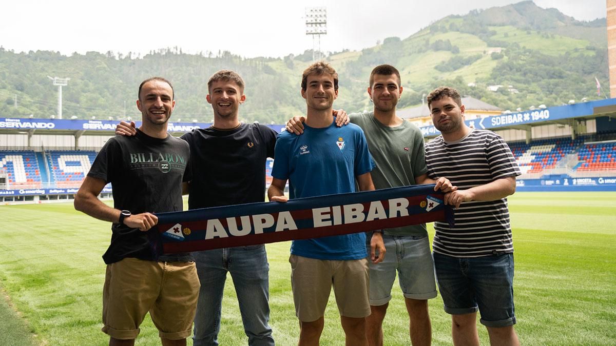 El exblanquiverde Jon Magunazelaia, nuevo jugador del SD Eibar.