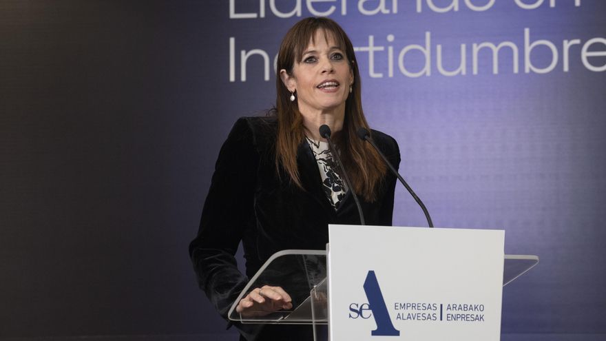 Vitoria tendrá presupuestos tras un tercer acuerdo consecutivo de la alcaldesa socialista Etxebarria con EH Bildu