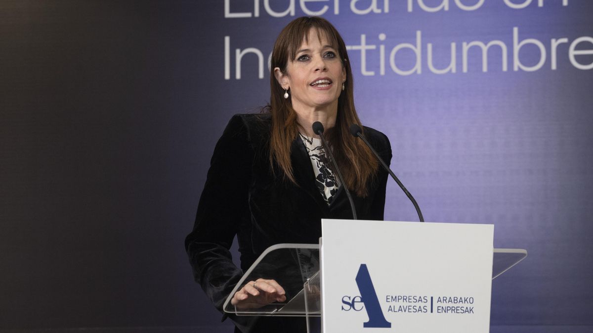 Vitoria tendrá presupuestos tras un tercer acuerdo consecutivo de la alcaldesa socialista Etxebarria con EH Bildu