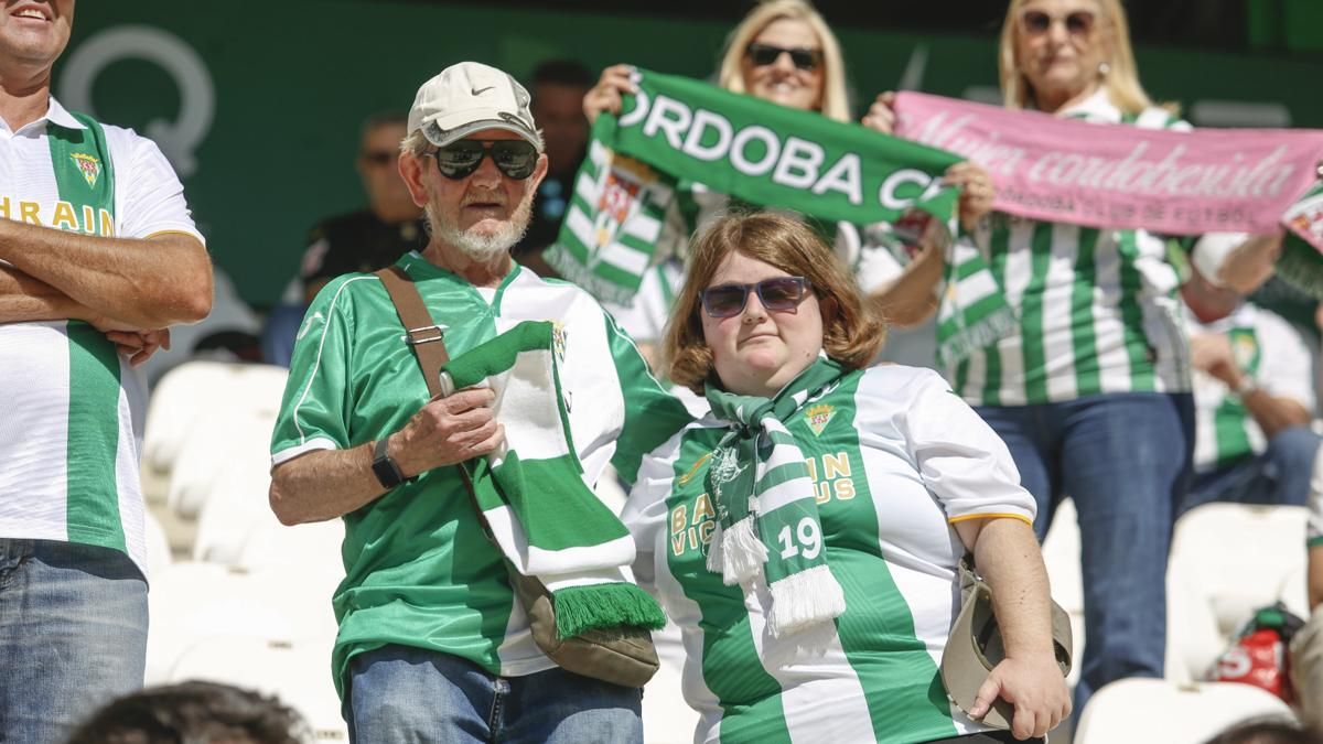 Grada Blanquiverde del Córdoba CF - SD Eibar