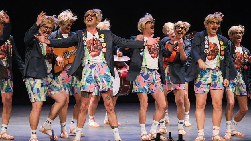 El Concurso del Falla empieza fuerte ante las elecciones municipales: "En Cádiz faltan candidatos y sobran caricatos"