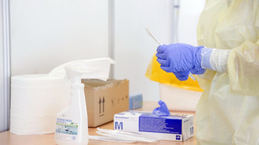 Sanidad notifica 140 nuevos casos de COVID en Canarias