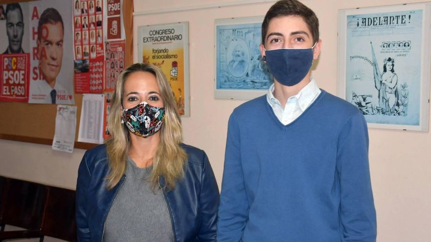 Susana Machín analiza con Juventudes Socialistas los retos de la educación pública en La Palma