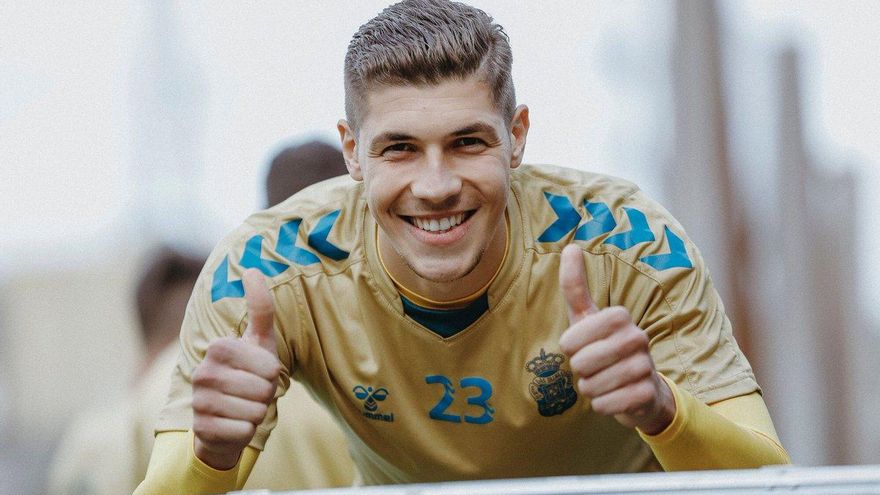 La UD Las Palmas manda a Unai Veiga al Unionistas de Salamanca