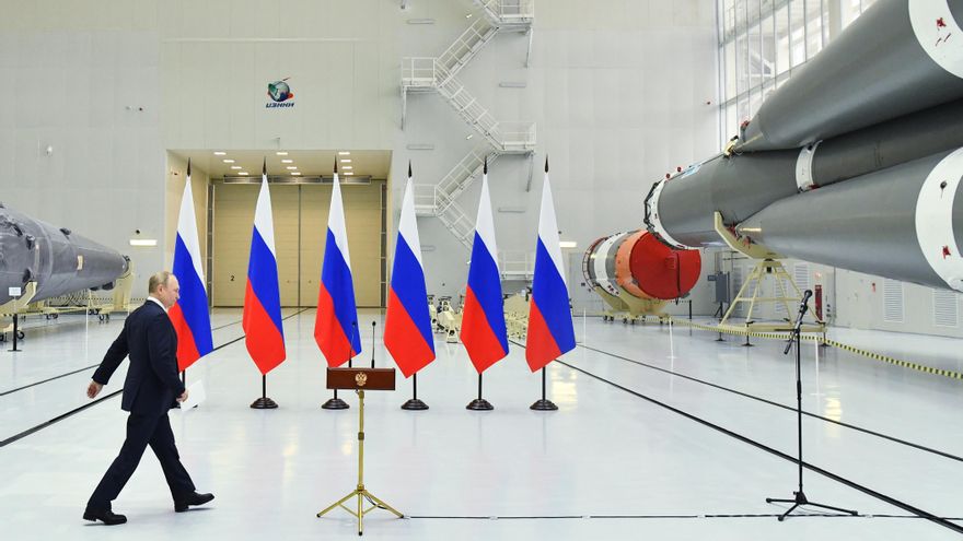 Putin anuncia que Rusia reanudará su programa lunar EFE/EPA/EVGENY BIYATOV / KREMLIN POOL / SPUTNIK MANDATORY CREDIT