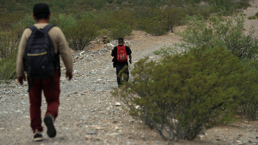Los operativos en la frontera México-EEUU empujan a los migrantes a cruzar por el desierto