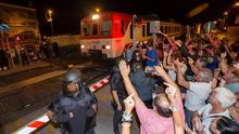 Vecinos de Murcia protestan contra las obras del Ave planeadas por Fomento
