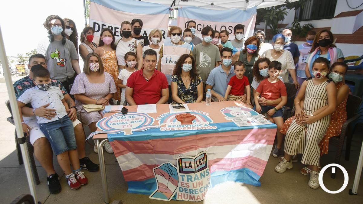 Critican que la 'Ley trans' usurpa el derecho de autodeterminación de género ahora vigente para menores de 12 años