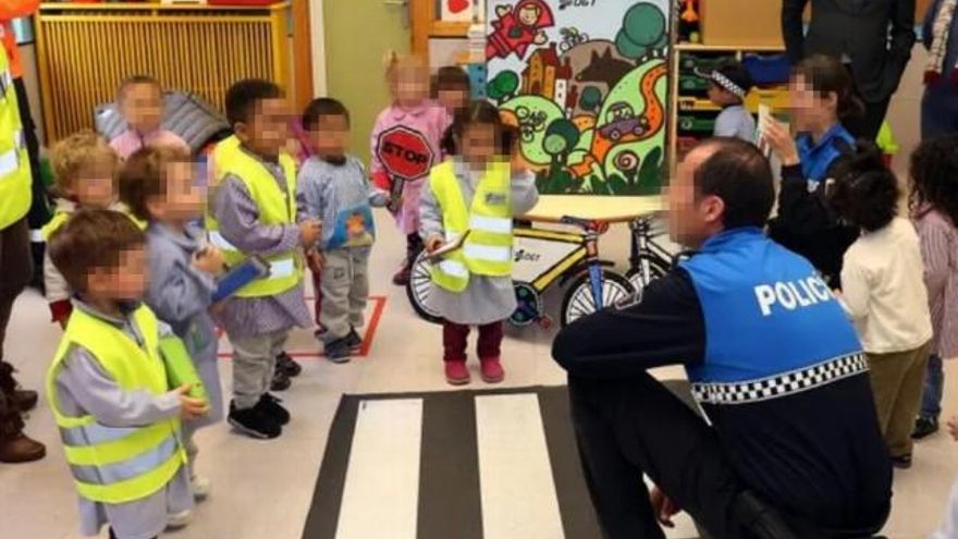 Imagen de archivo de una actividad de tráfico en la escuela infantil municipal de Dama de Arintero.