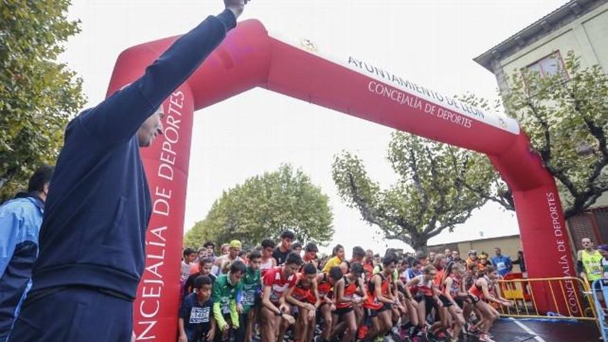 Pistoletazo de salida en la prueba de 2 kilómetros. / C.J.D.