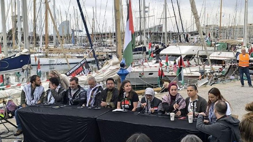 La Flotilla reclama "romper el bloqueo" de Israel, aunque retrasa su salida hacia Gaza por el mal tiempo