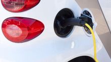 Según Tesla, las baterías de sus coches deberían durar entre 10 y 15 años