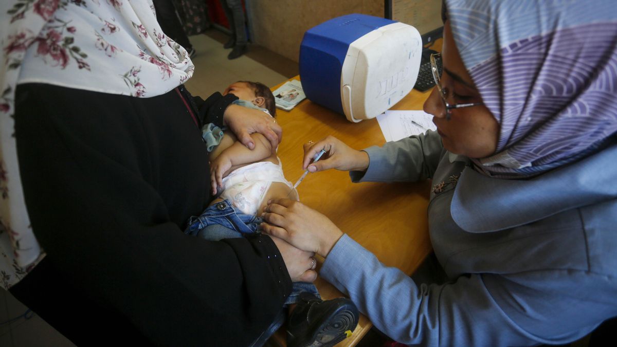 Traer vida y cuidar la salud en Gaza: el trabajo de Nour entre la devastación