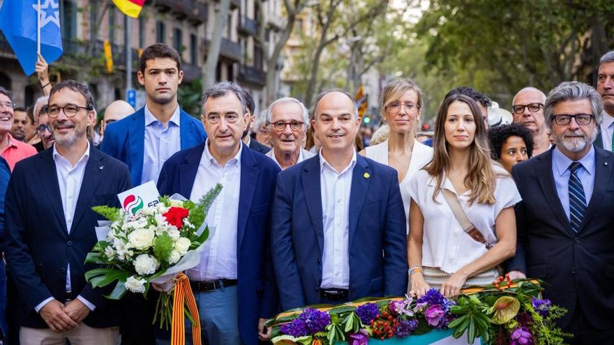 Tú a Canarias y yo a Barcelona: el PNV se multiplica para agasajar a la vez a sus socios de Coalición Canaria y Junts