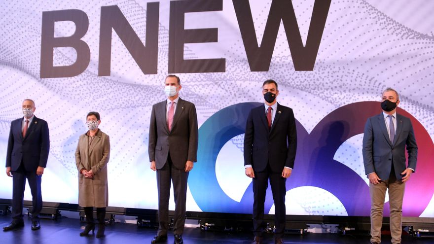 El rey pide en Barcelona mostrar "una imagen de unidad" para dar estabilidad a la economía