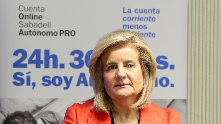 Archivo - La presidenta de la Fundación CEOE y exministra de Empleo, Fátima Báñez