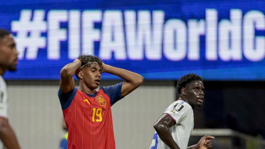 El debutante Cabo Verde resiste el asedio de una España sin gol