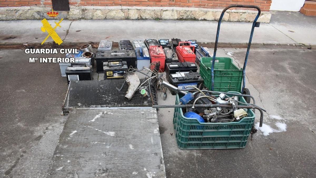 Detenidos cuatro hombres, todos residentes en Asturias, por el robo en una granja avícola ubicada en La Robla