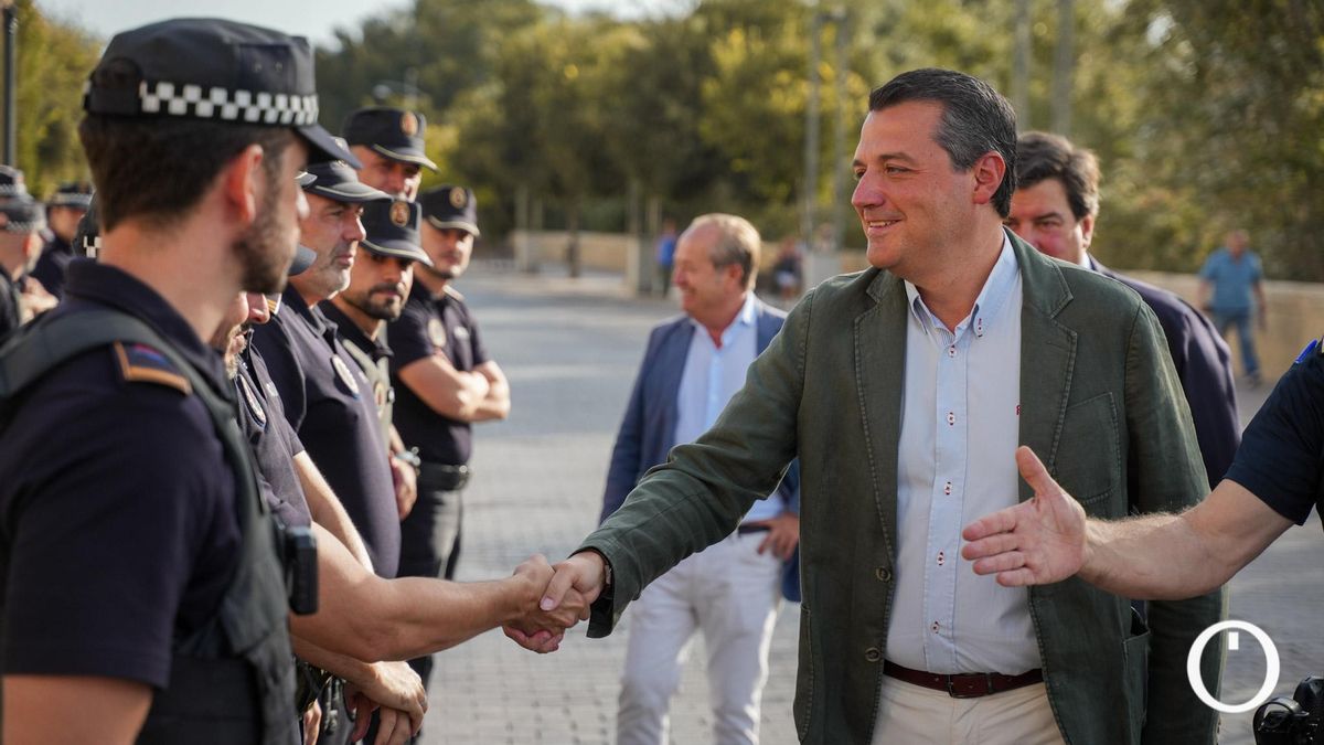 Imagen del refuerzo policial en el Casco Histórico