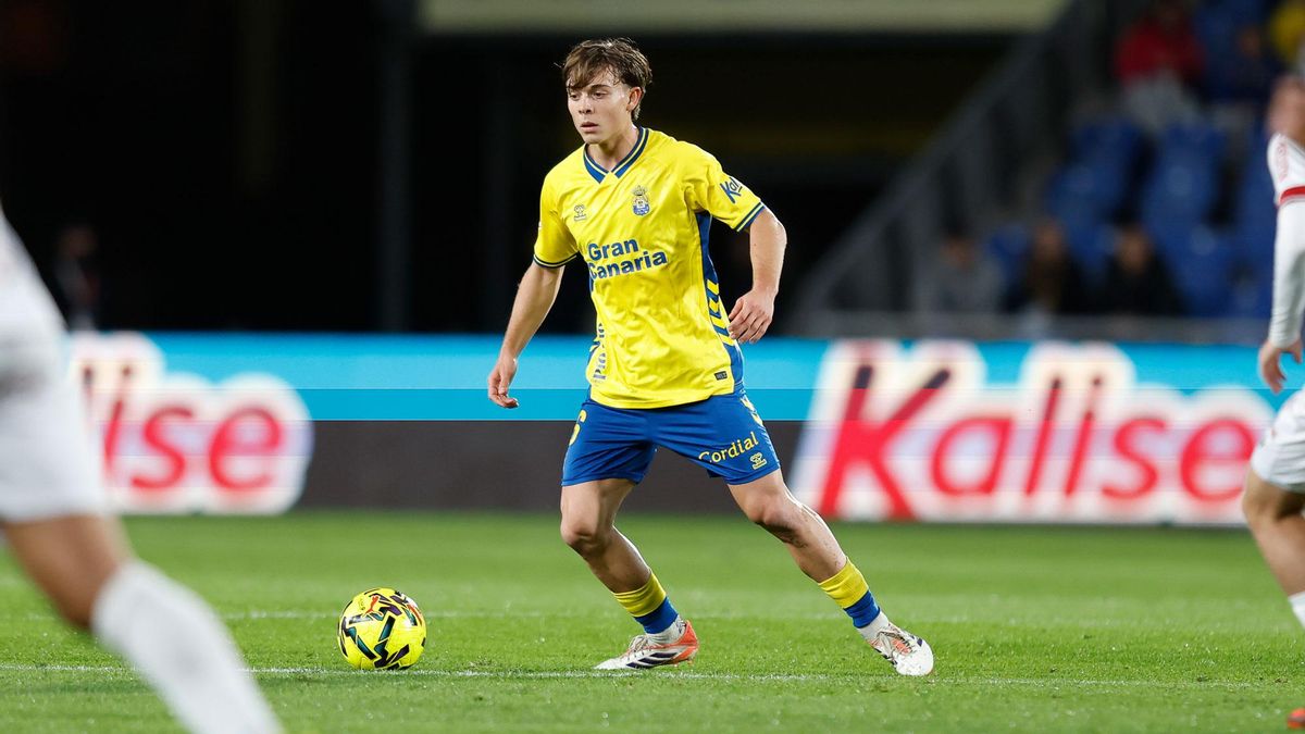 La solvencia de la ‘nueva’ UD Las Palmas: equilibrio en la medular y pegada