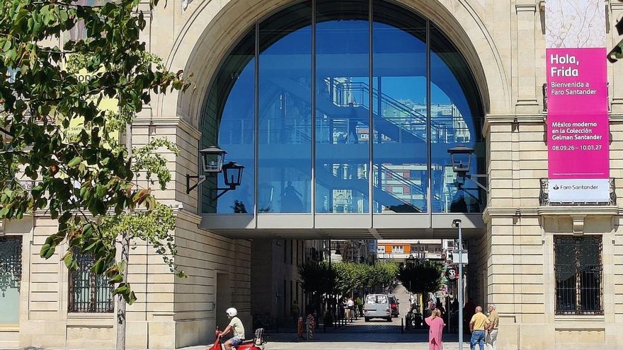 El juez da marcha atrás y anula la medida cautelar: el arco de Faro Santander puede seguir cerrado al tráfico